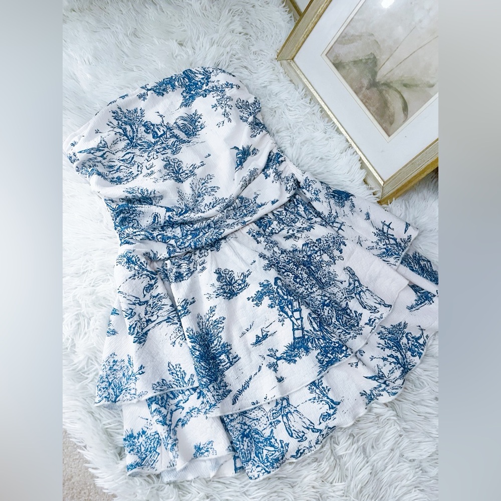 Blue and White toile de jouy Strapless Dress - Picture 3 of 11